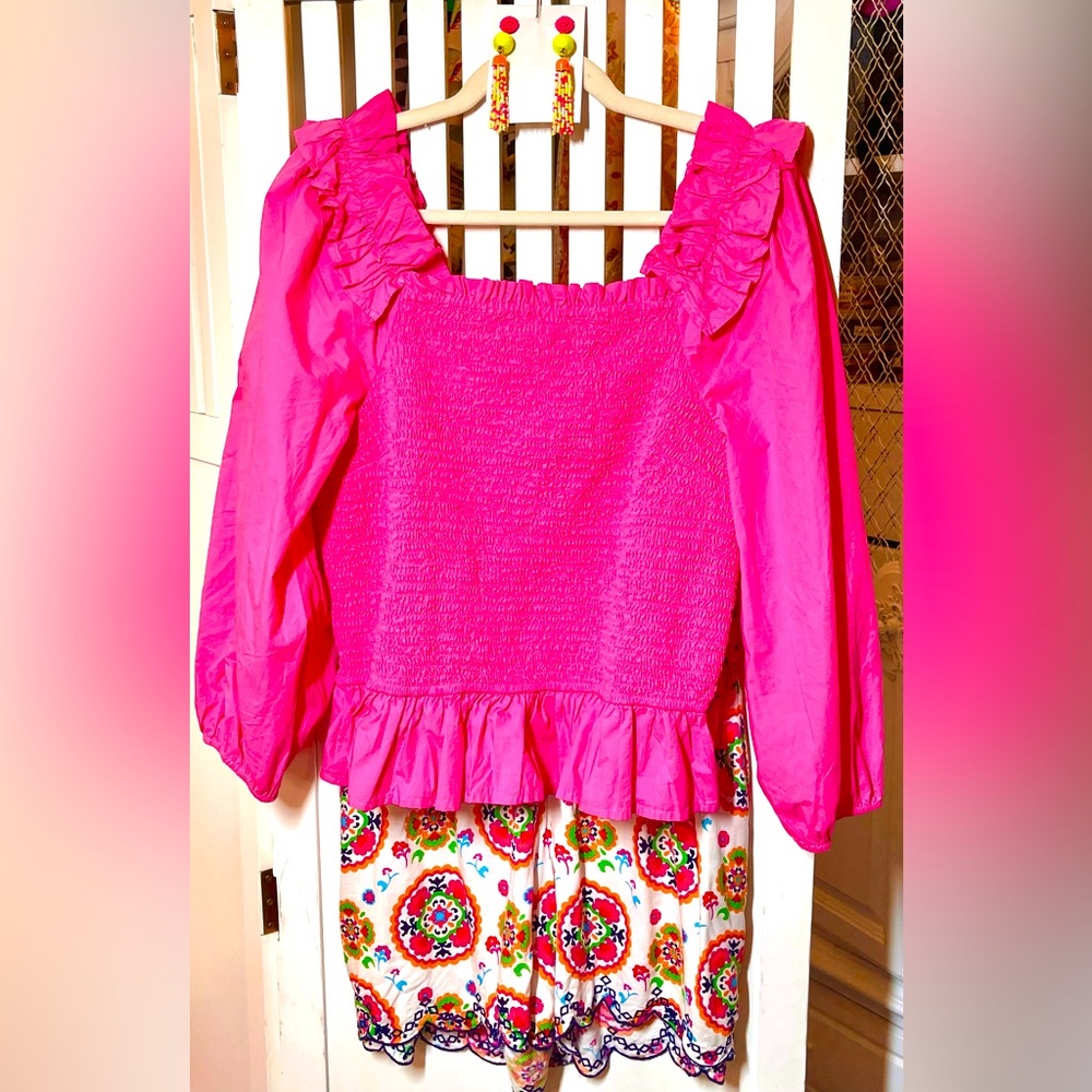 3pc short outfit, fuschia top multi colored shorts and matching earring NWOT